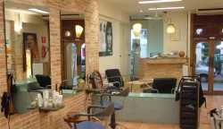 Peluquera Antonio Salvador en Salud y Belleza en Valencia